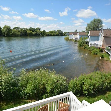 Mallard Lodge Cirencester Bagian luar foto